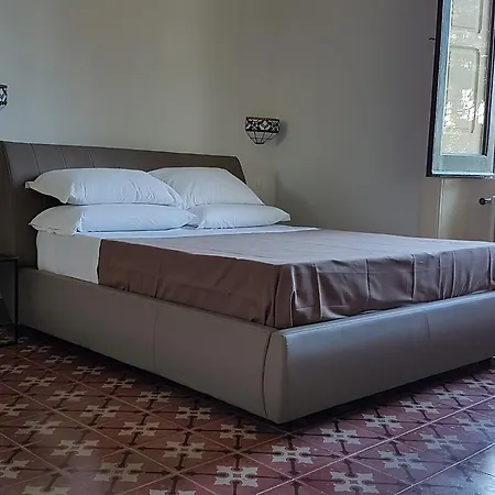 Giordanelli Oda ve Kahvaltı Scalea